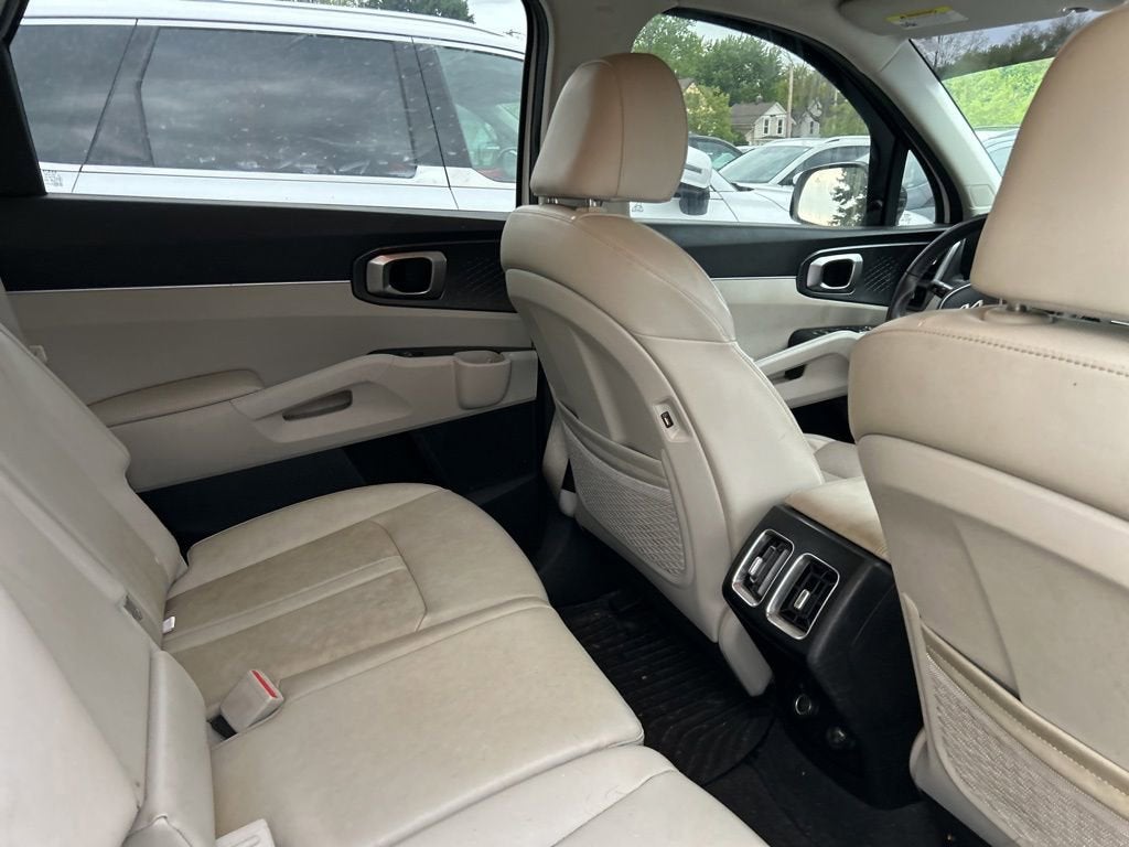 2023 Kia Sorento S