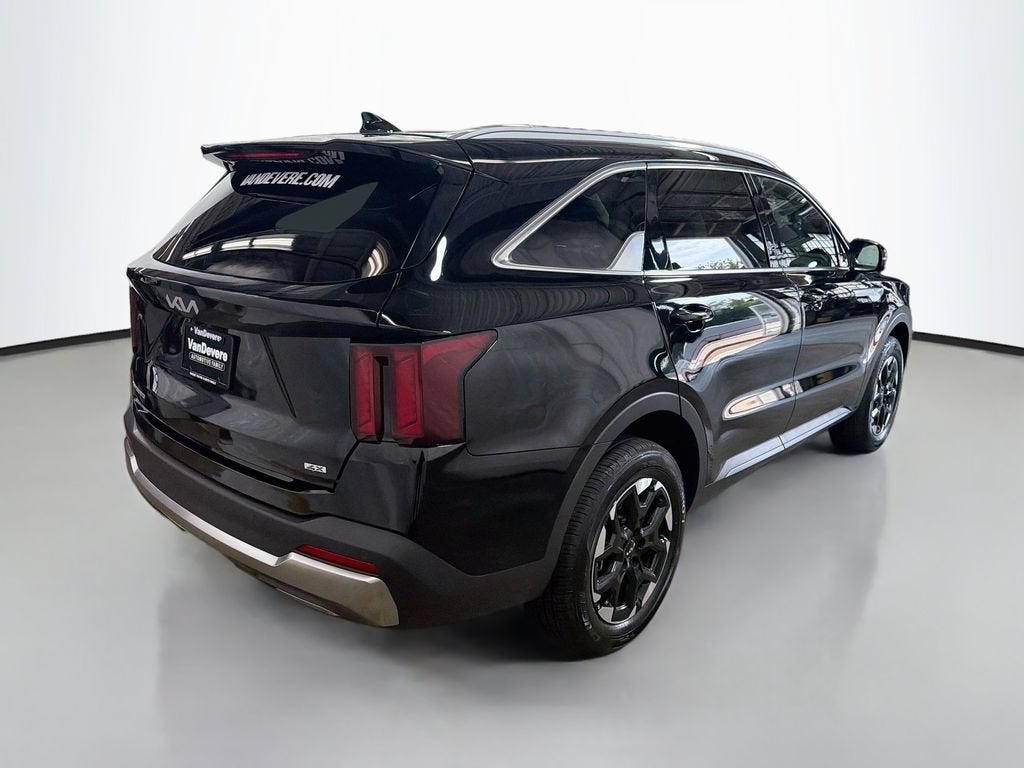 2025 Kia Sorento S