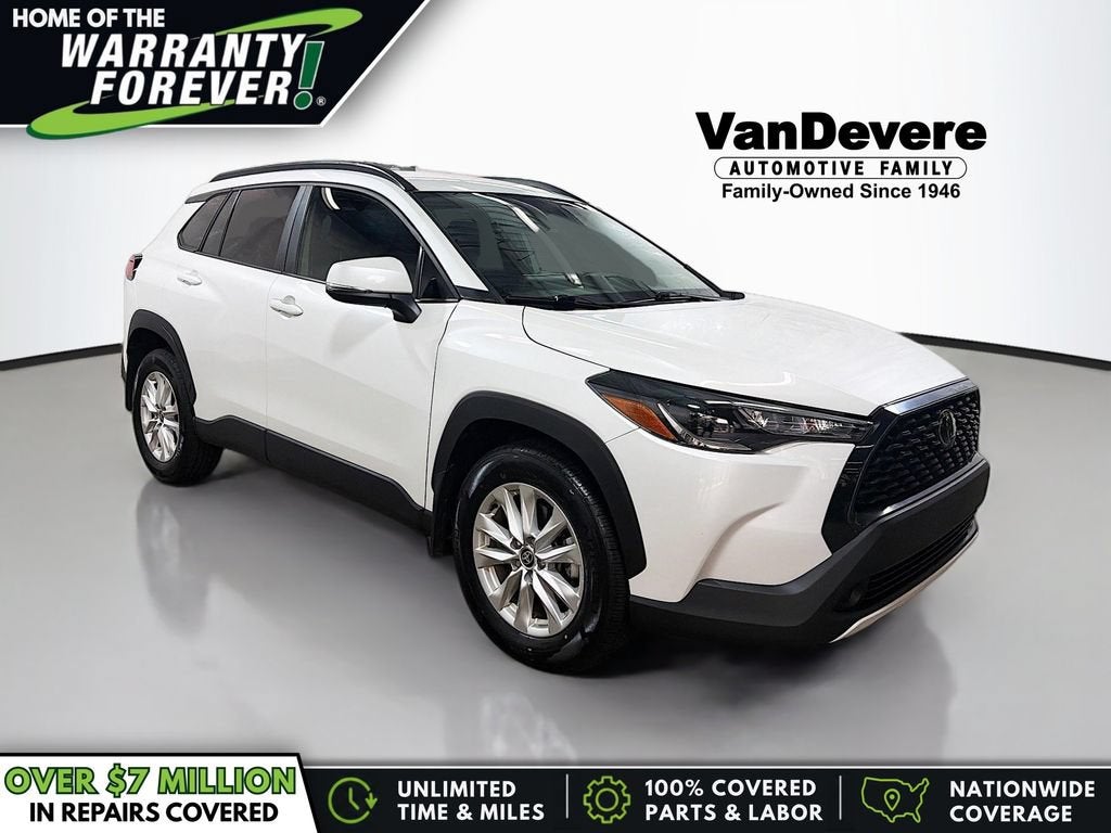 2024 Toyota Corolla Cross LE