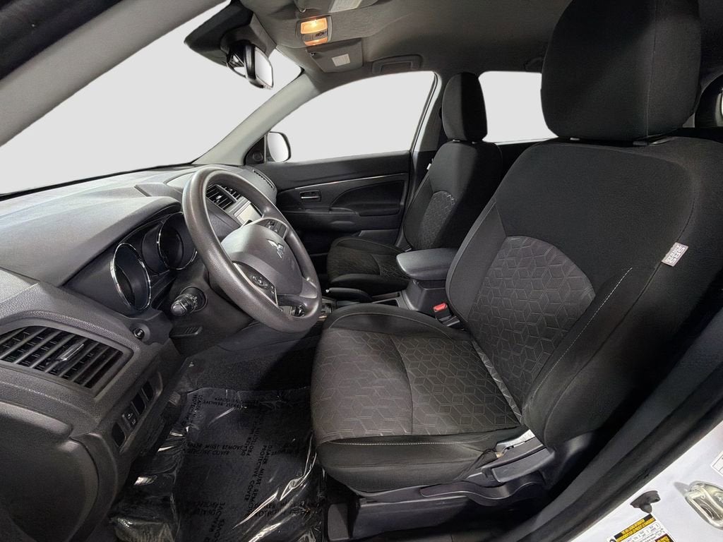 2023 Mitsubishi Outlander Sport ES