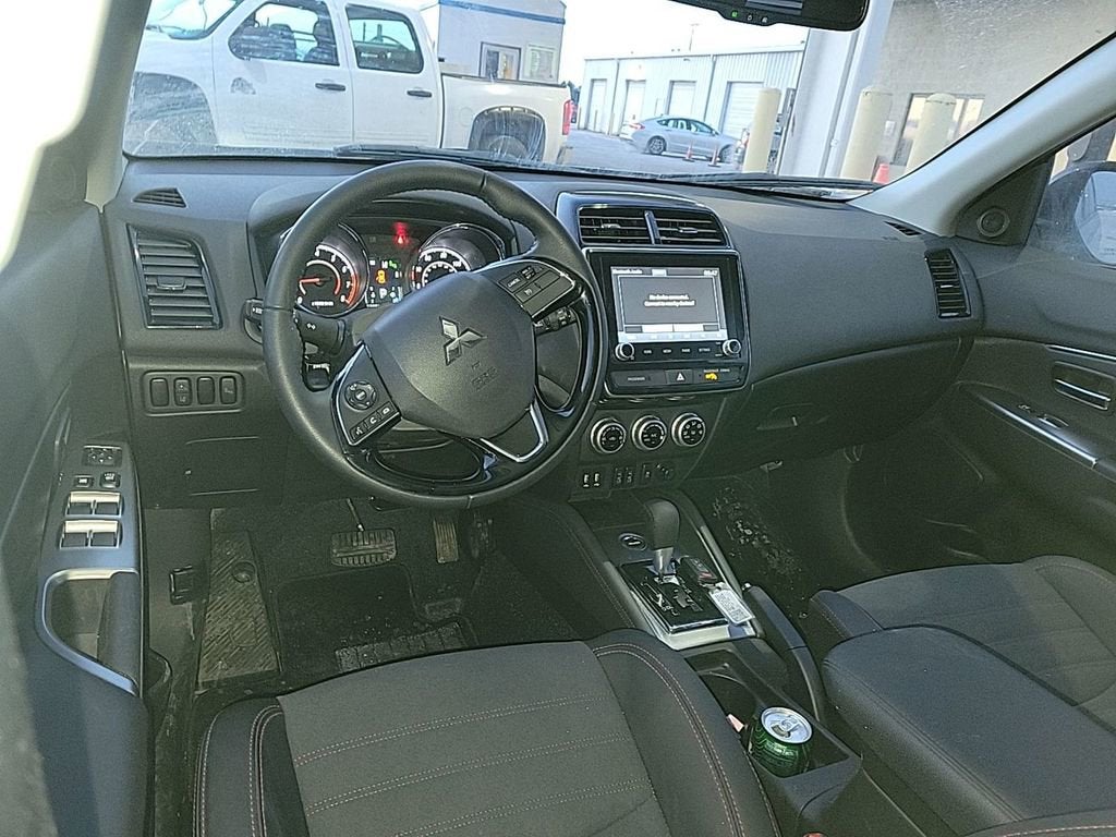 2025 Mitsubishi Outlander Sport S