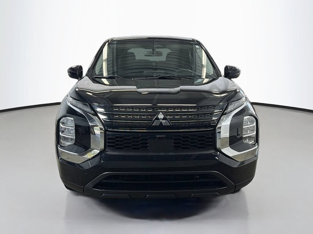 2022 Mitsubishi Outlander ES