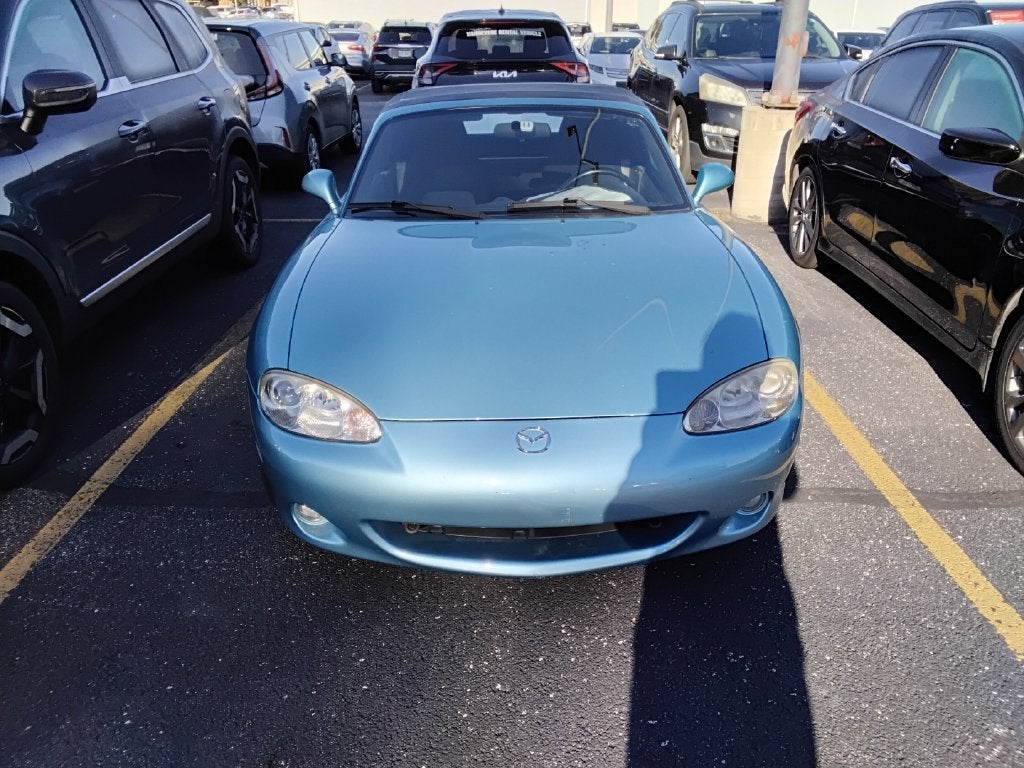 2002 Mazda Mazda MX-5 Miata Cloth