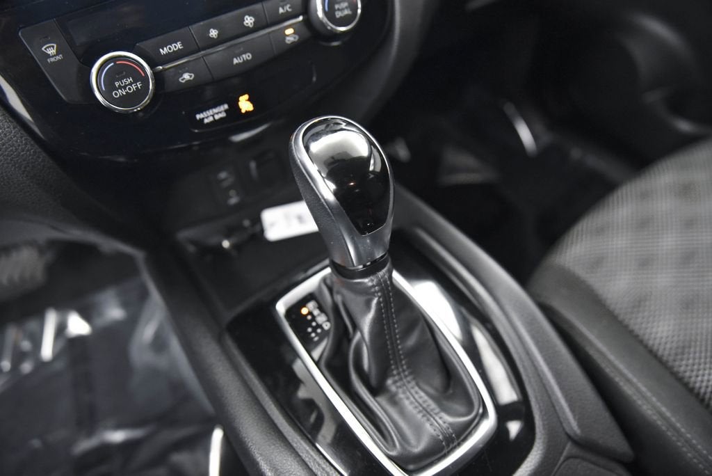 2018 Nissan Rogue Sport SV