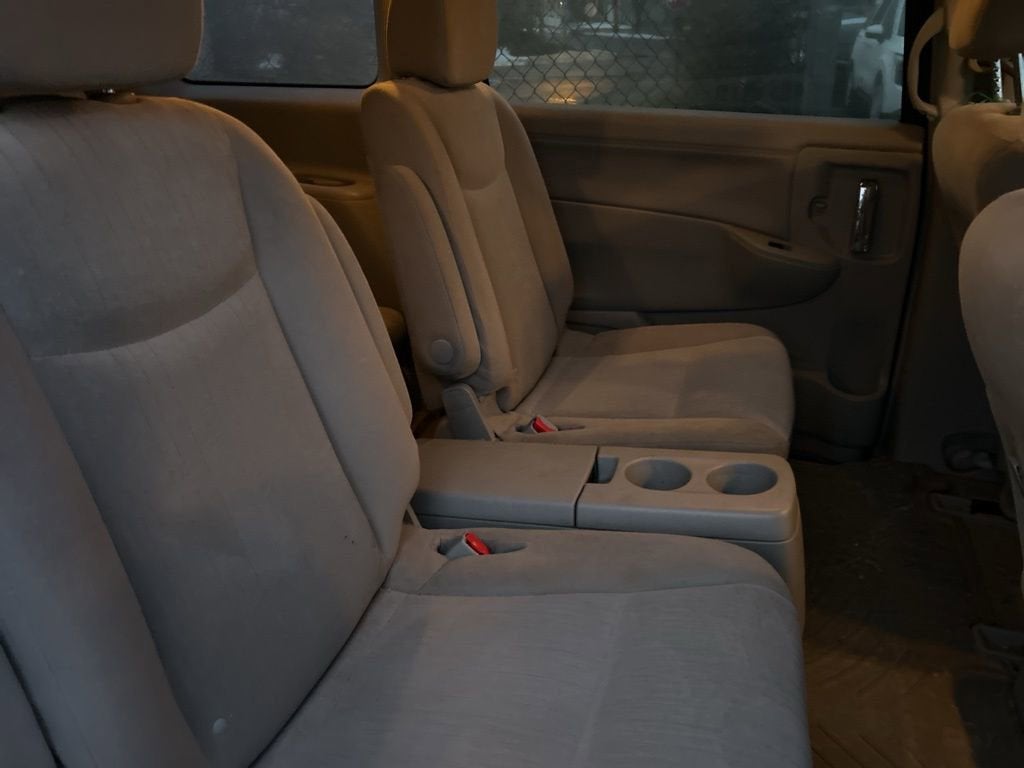 2015 Nissan Quest SV