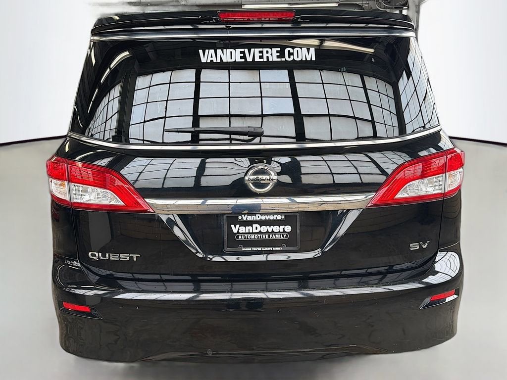 2015 Nissan Quest SV