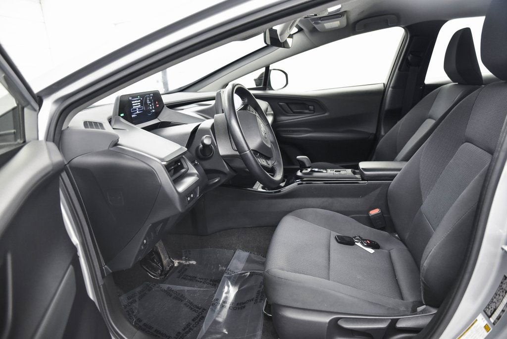 2023 Toyota Prius LE