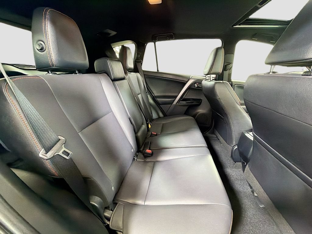 2018 Toyota RAV4 SE