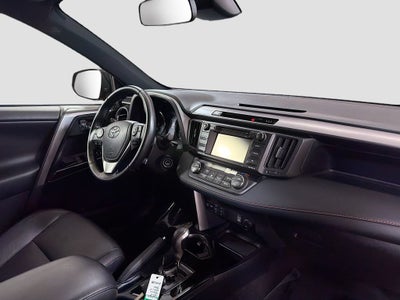 2018 Toyota RAV4 SE