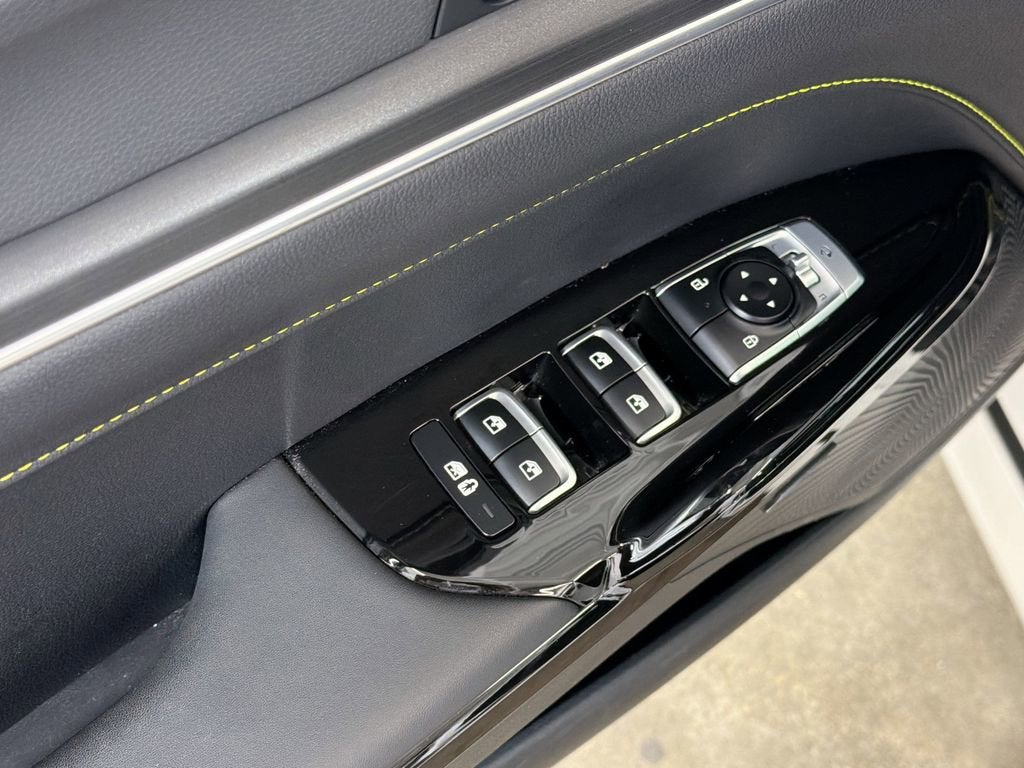 2025 Kia K5 GT
