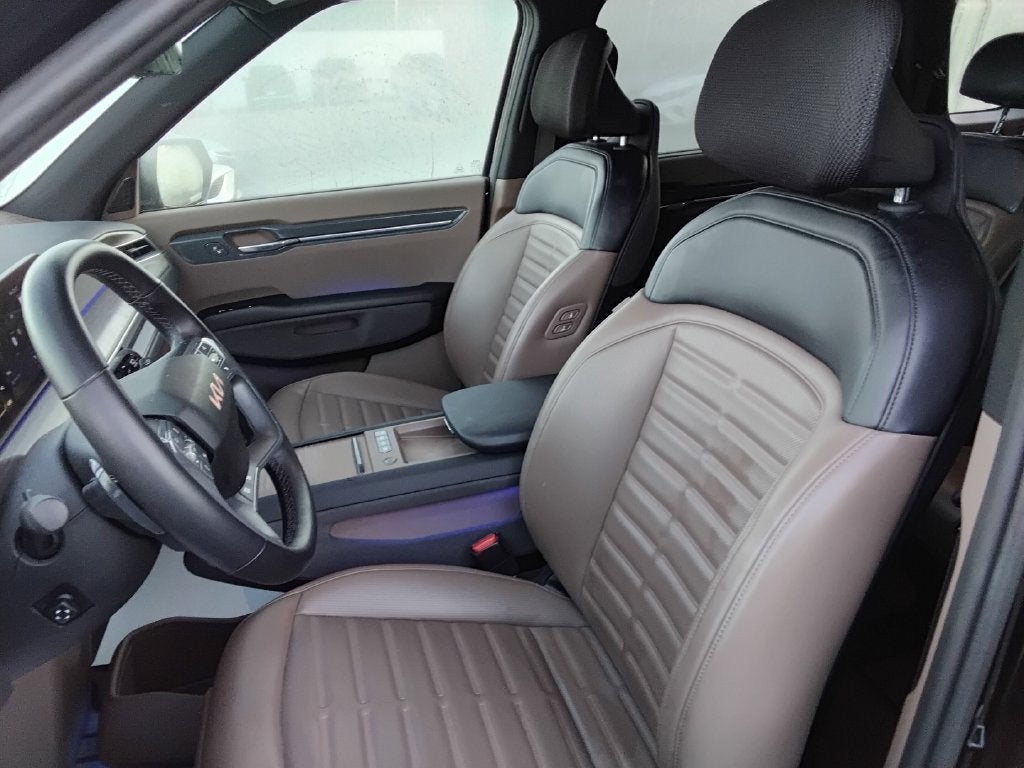 2024 Kia EV9 Land