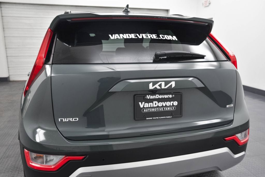 2024 Kia Niro EX