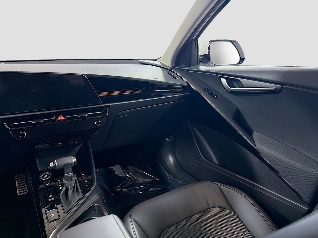 2023 Kia Niro EX Touring