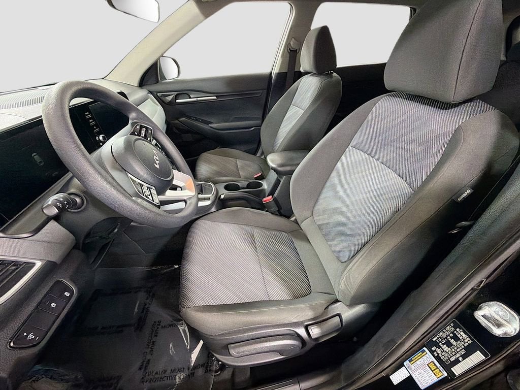 2025 Kia Seltos LX