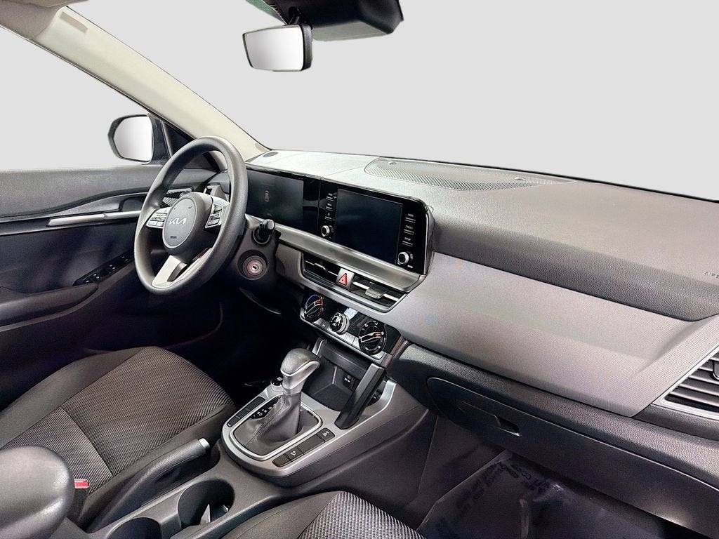 2025 Kia Seltos LX