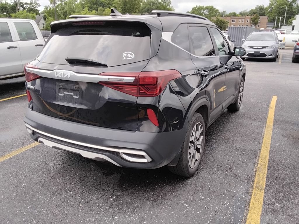 2023 Kia Seltos EX