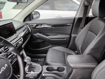 2023 Kia Seltos EX