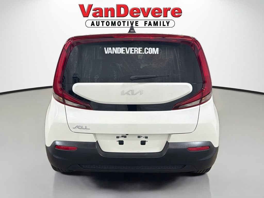2022 Kia Soul LX