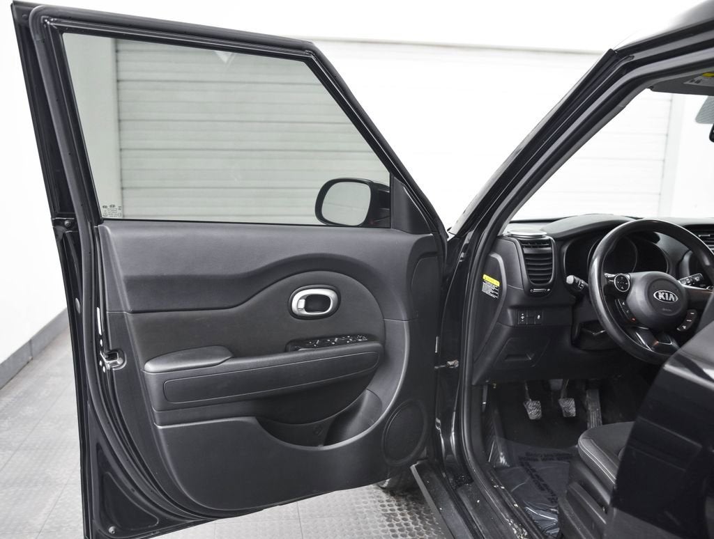 2014 Kia Soul Base