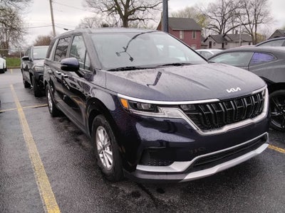 2023 Kia Carnival LX