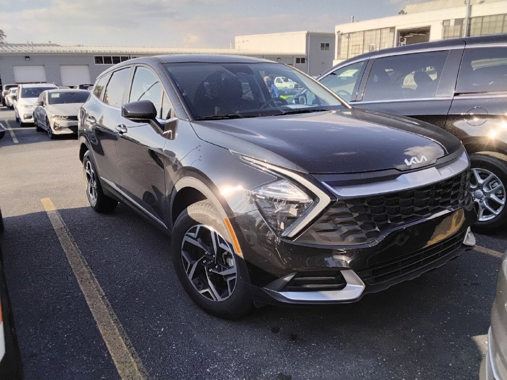 2023 Kia Sportage LX