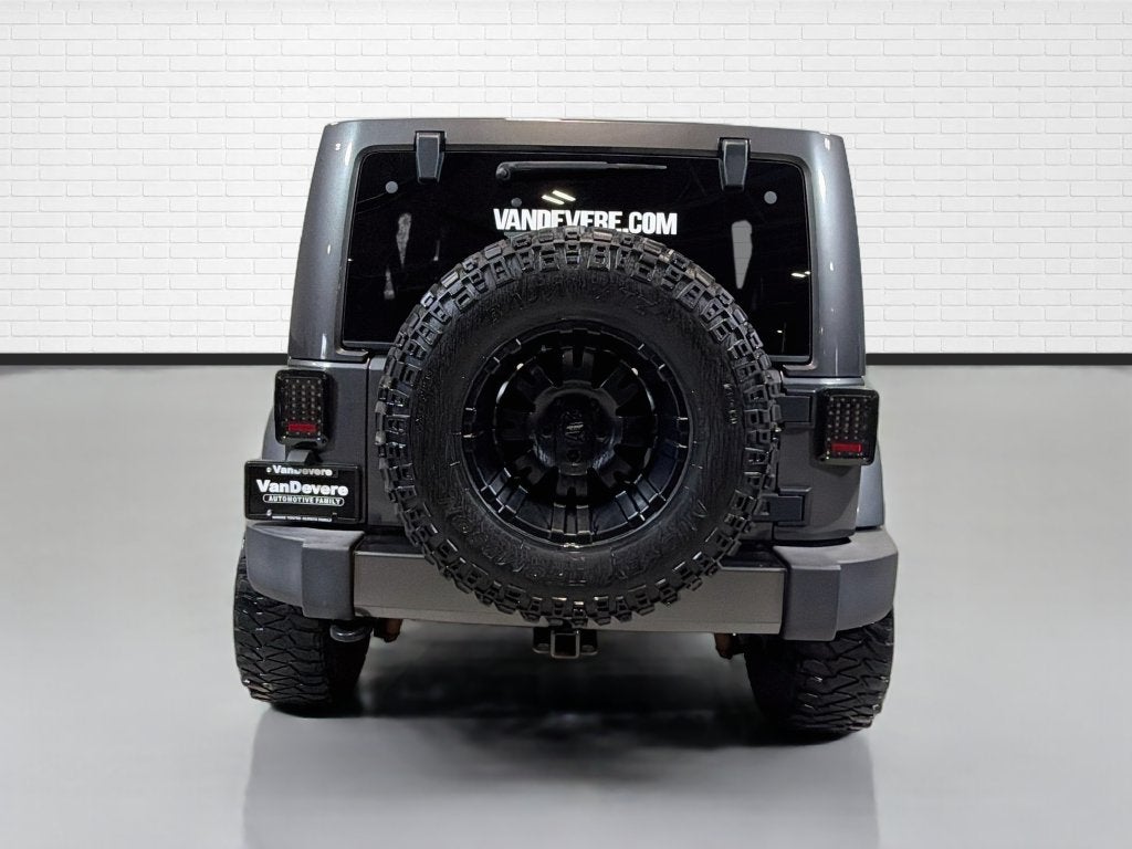 2018 Jeep Wrangler JK Unlimited Sahara