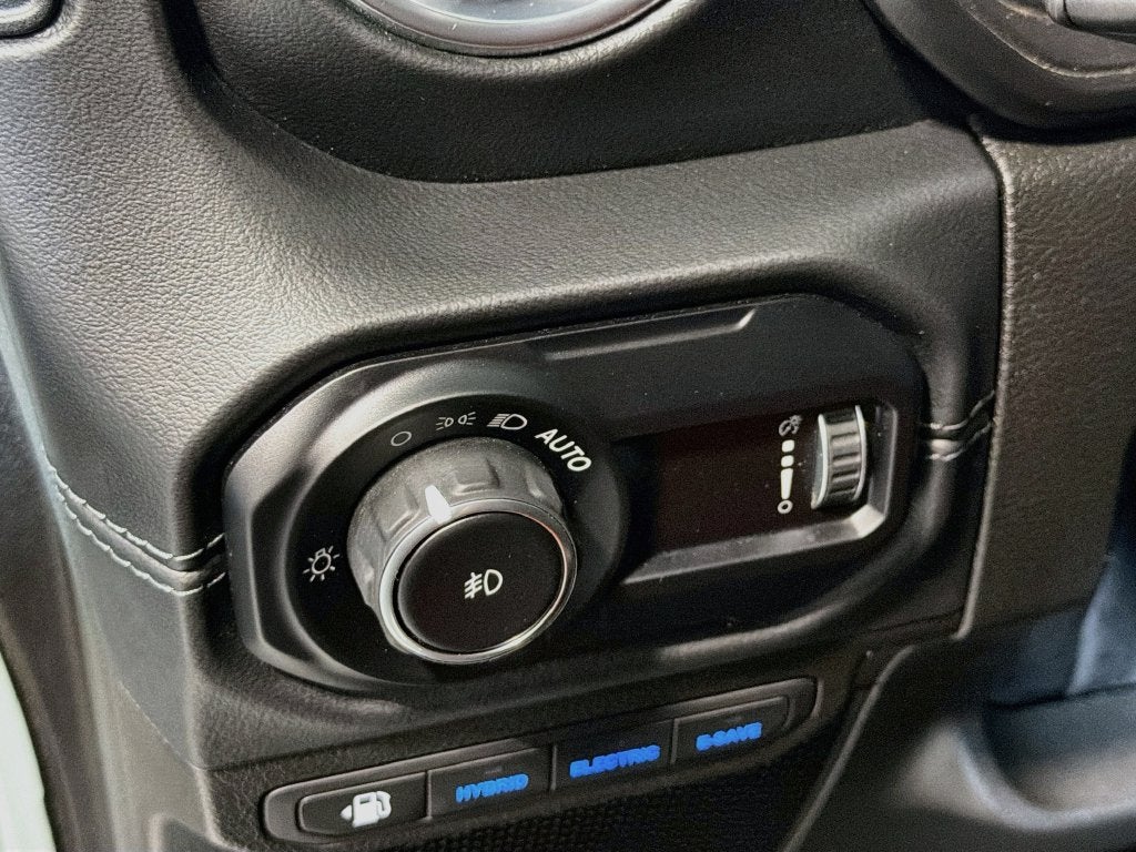2024 Jeep Wrangler Sahara 4xe