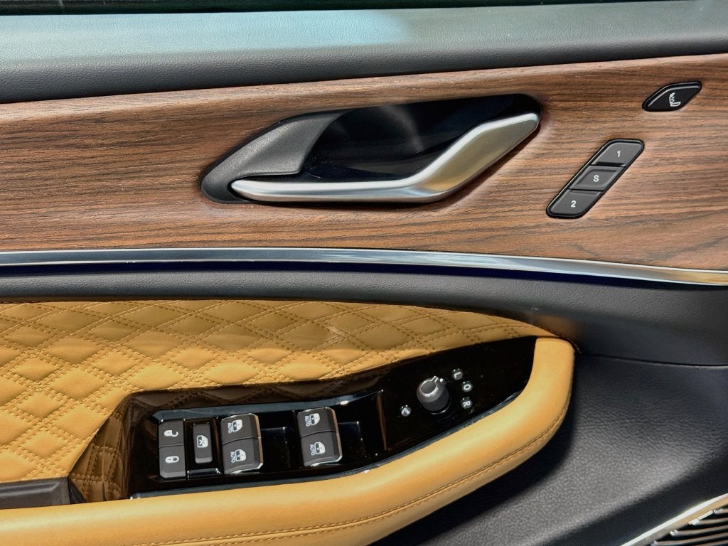 2023 Jeep Grand Cherokee Summit 4xe