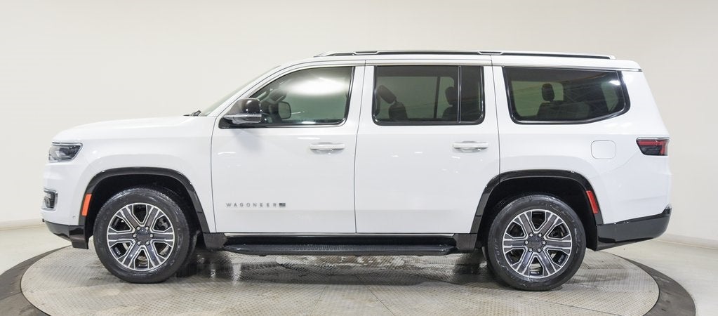 2024 Jeep Wagoneer Base