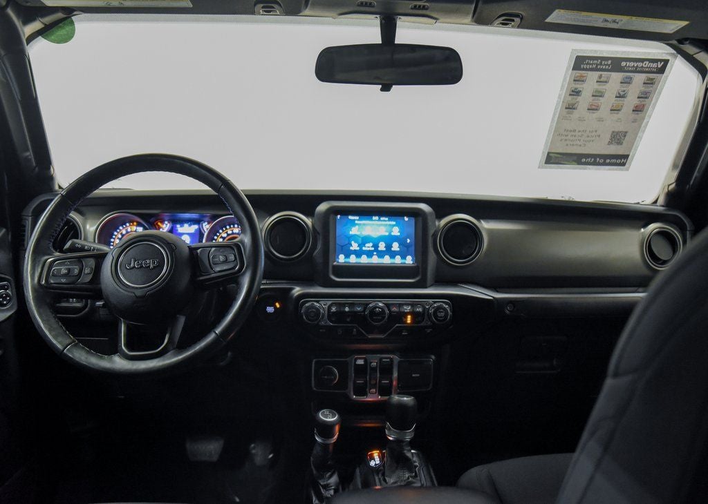 2022 Jeep Gladiator Willys