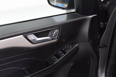 2022 Ford Escape Hybrid SEL