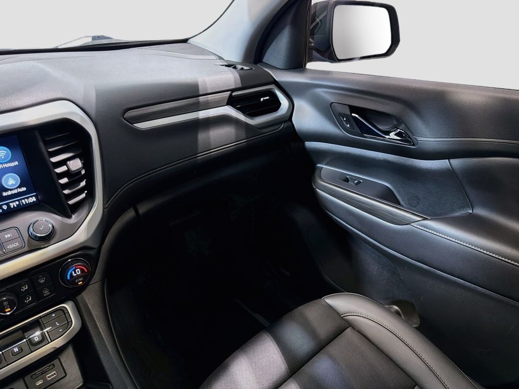 2021 GMC Acadia SLT