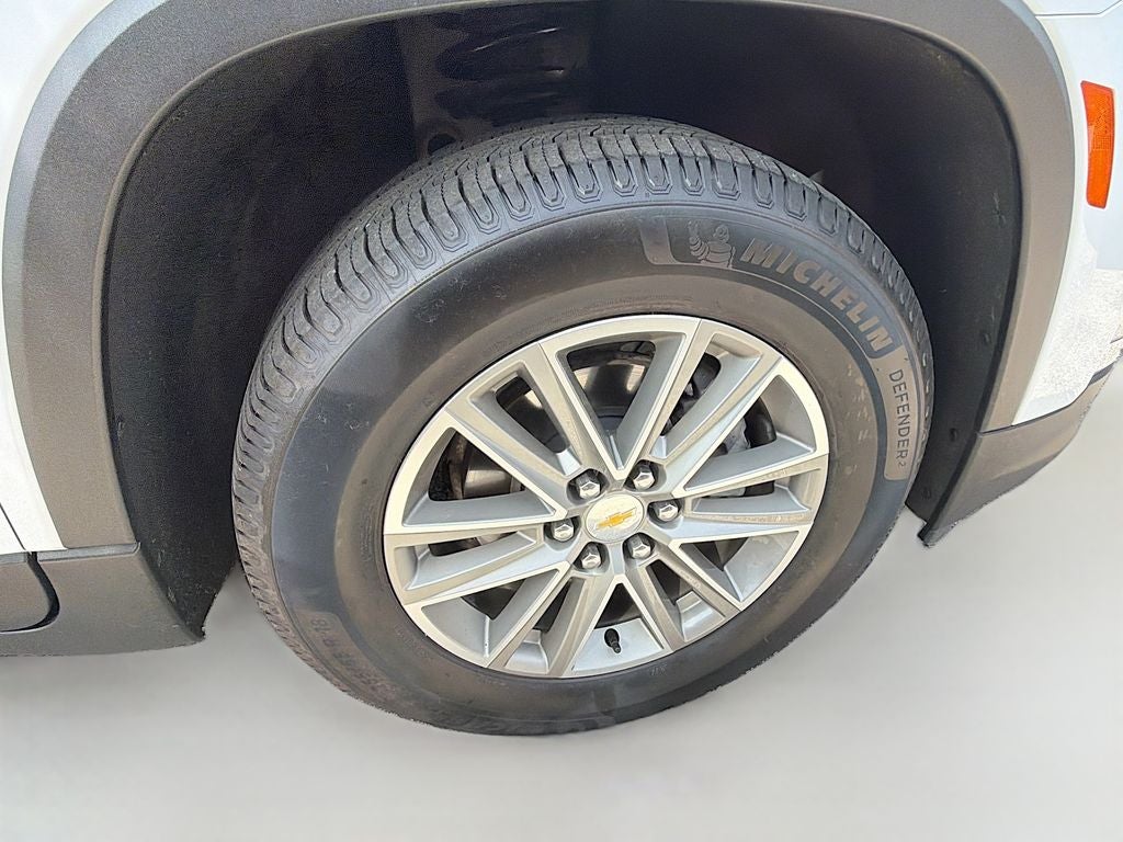 2023 Chevrolet Traverse LT Cloth w/2FL