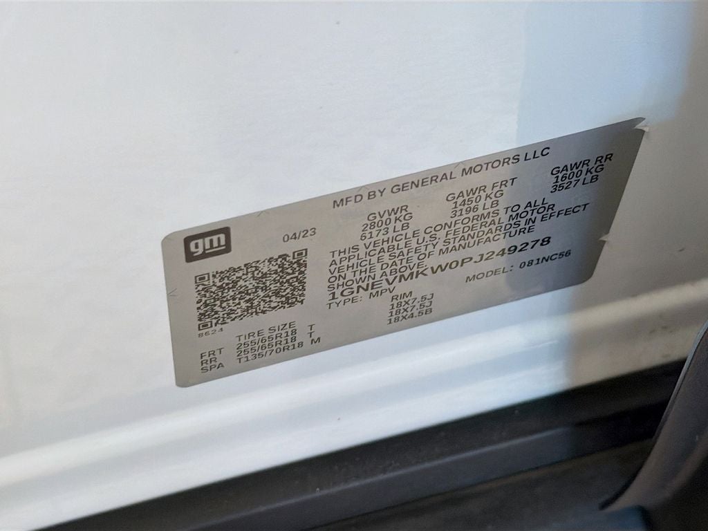 2023 Chevrolet Traverse LT Cloth w/2FL