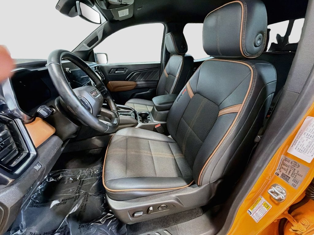2025 GMC Canyon AT4