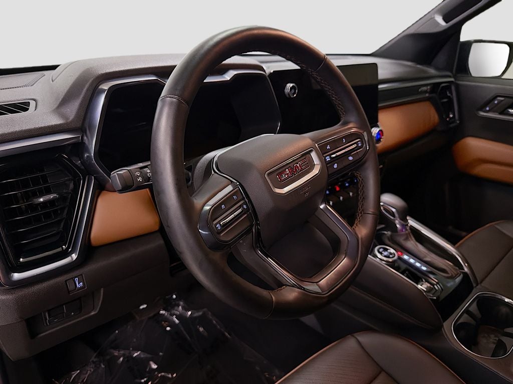 2024 GMC Canyon AT4