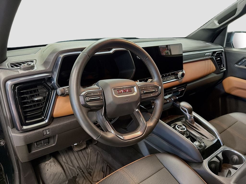 2024 GMC Canyon AT4