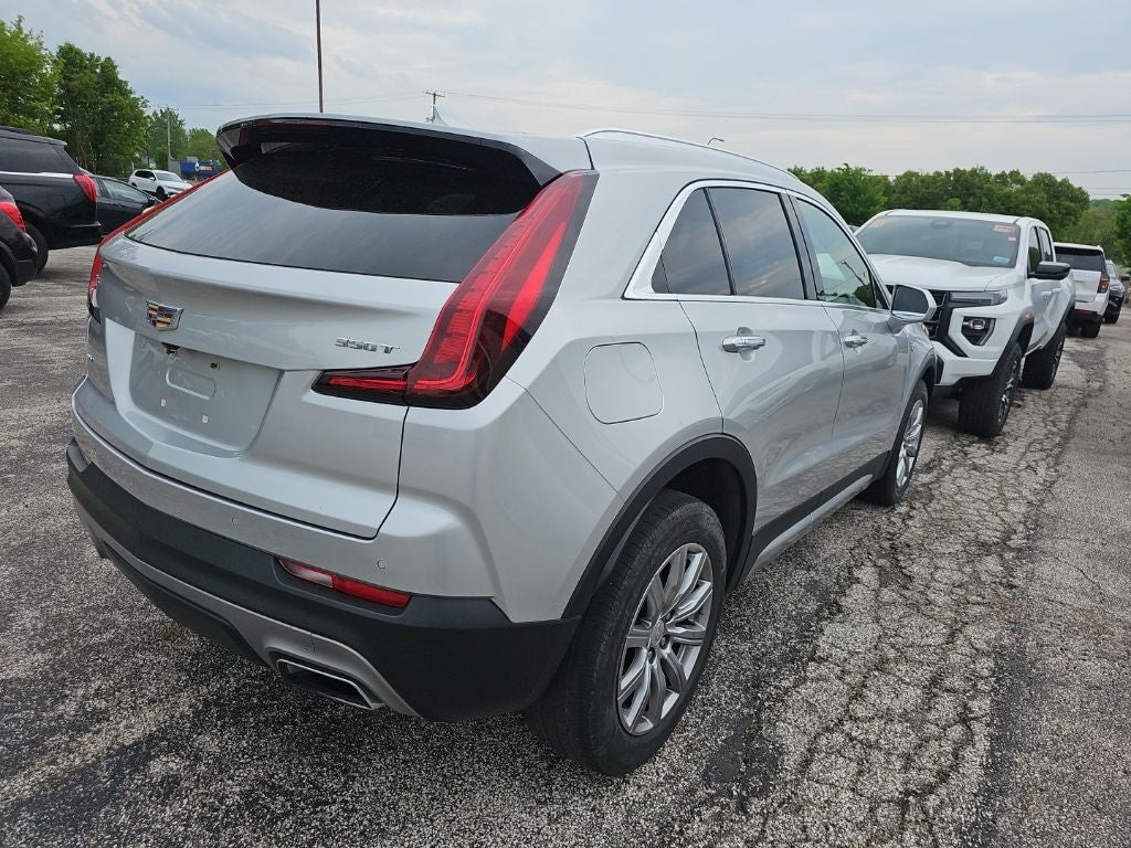 2020 Cadillac XT4 Premium Luxury