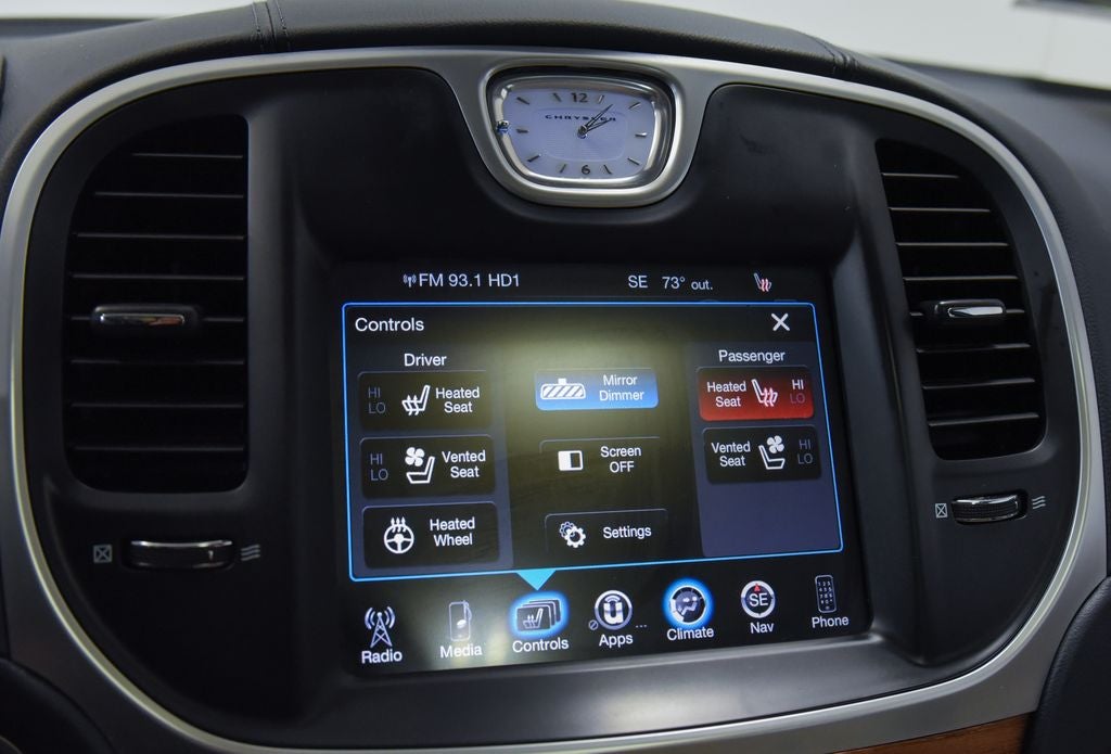 2015 Chrysler 300 C Platinum