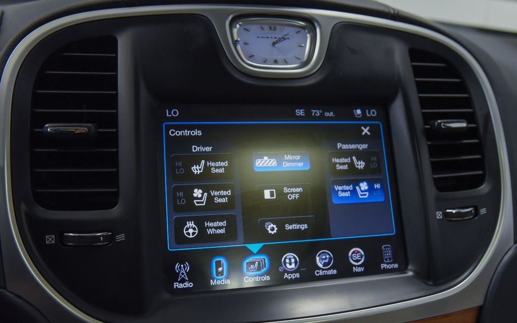 2015 Chrysler 300 C Platinum