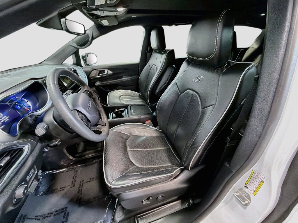 2023 Chrysler Pacifica Hybrid Limited