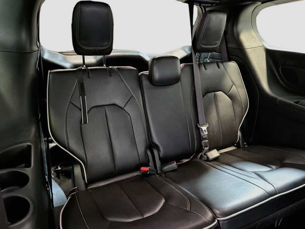 2023 Chrysler Pacifica Hybrid Limited