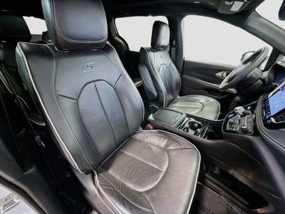 2023 Chrysler Pacifica Hybrid Limited