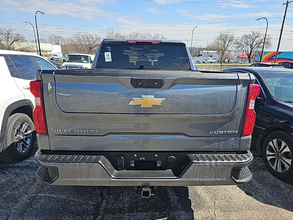 2022 Chevrolet Silverado 1500 LTD Custom