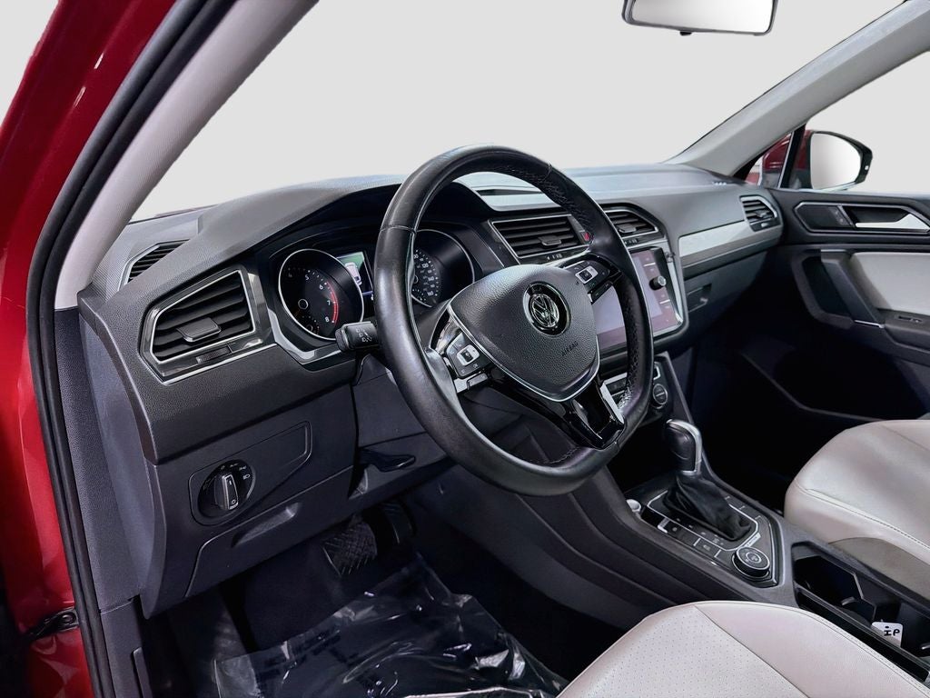 2018 Volkswagen Tiguan 2.0T SEL 4Motion