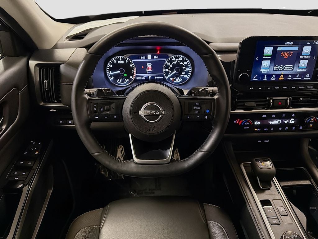 2024 Nissan Pathfinder SL