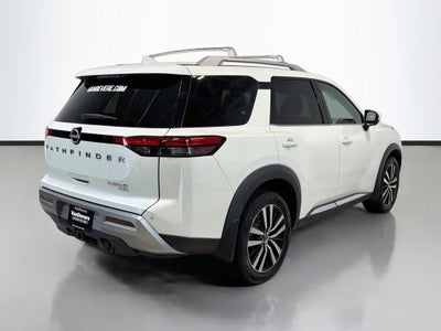 2024 Nissan Pathfinder Platinum