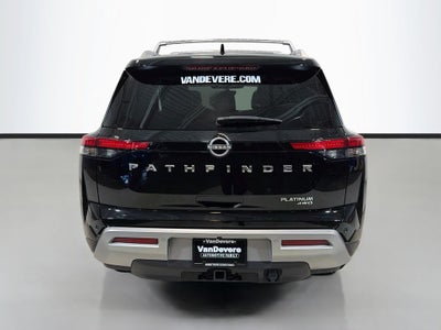 2024 Nissan Pathfinder Platinum