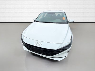 2021 Hyundai Elantra SE