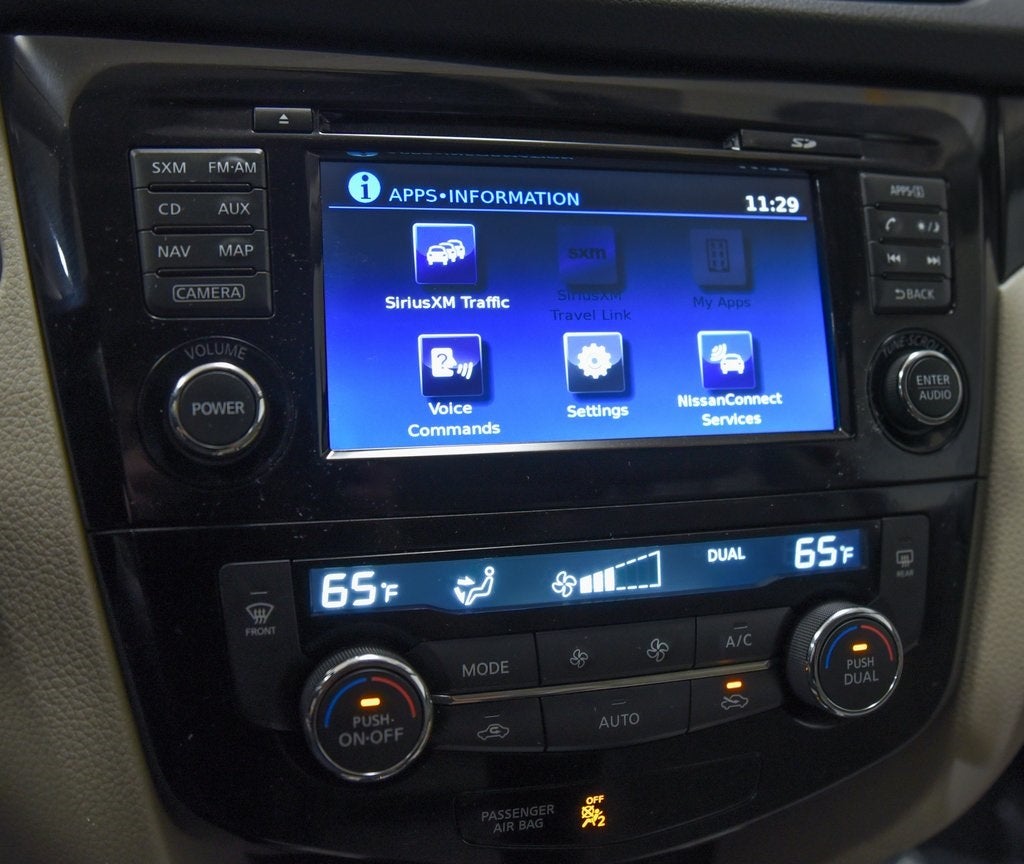 2017 Nissan Rogue Sport SV